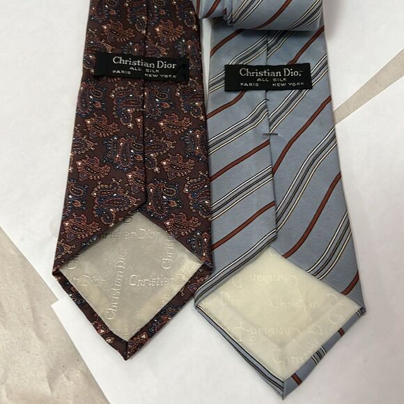 CHRISTIAN DIOR PARIS ALL SILK TIES - Picture 6 of 9